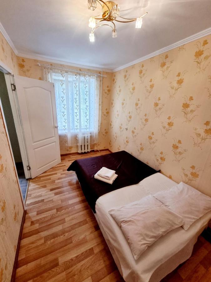 2-Кімнатна Квартира У Центрі На Олександра Поля, Шпиталь, 16Лікарня Dnipro Luaran gambar
